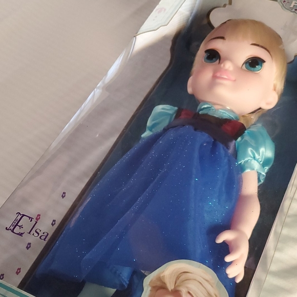 Elsa🆕️ - Picture 2 of 4